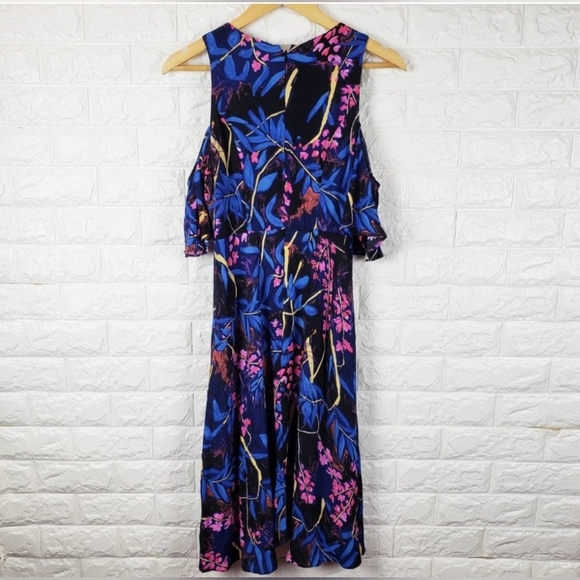 Anthropologie MAEVE Elia Open- Shoulder Dress In Floral Navy Motif Size 6 - Picture 2 of 16